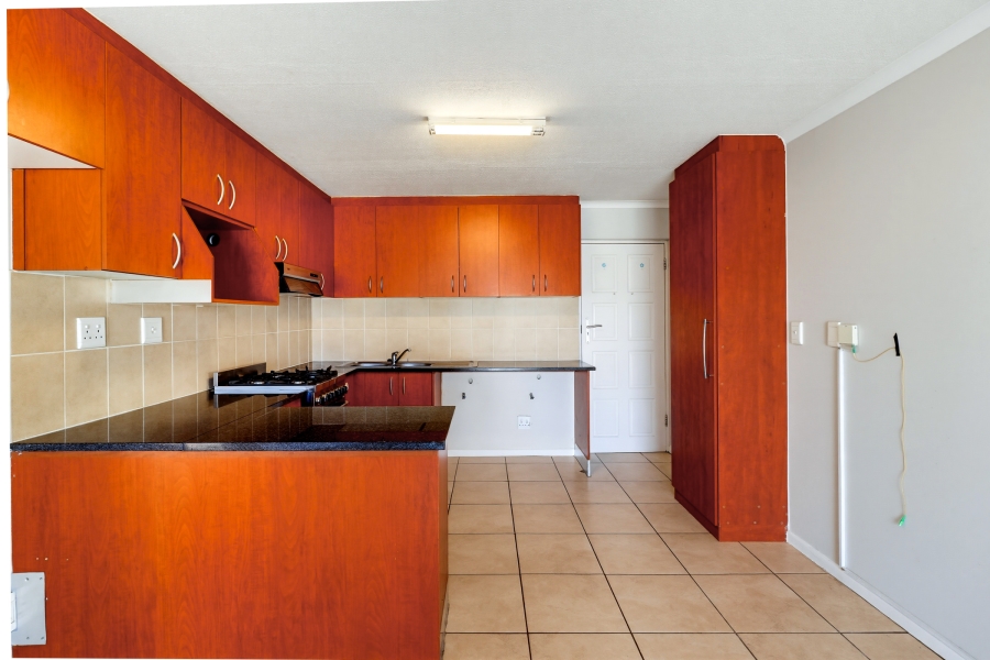 2 Bedroom Property for Sale in Whispering Pines Western Cape